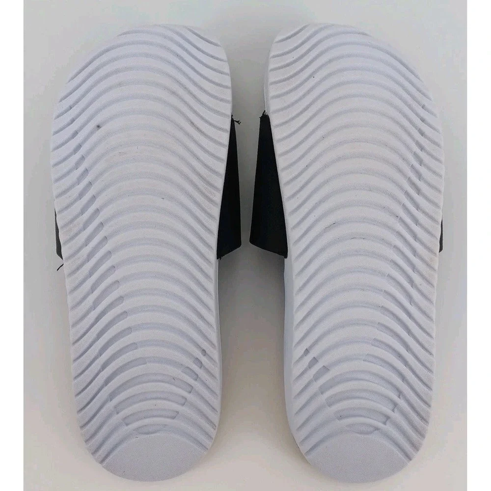 Nike Womens 634588-060 Size 10 Slides